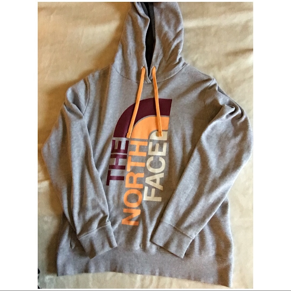 Women’s North Face hoodie